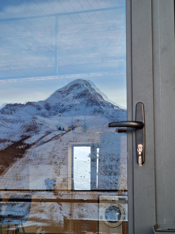 Kera Cottages Kazbegi Стая снимка
