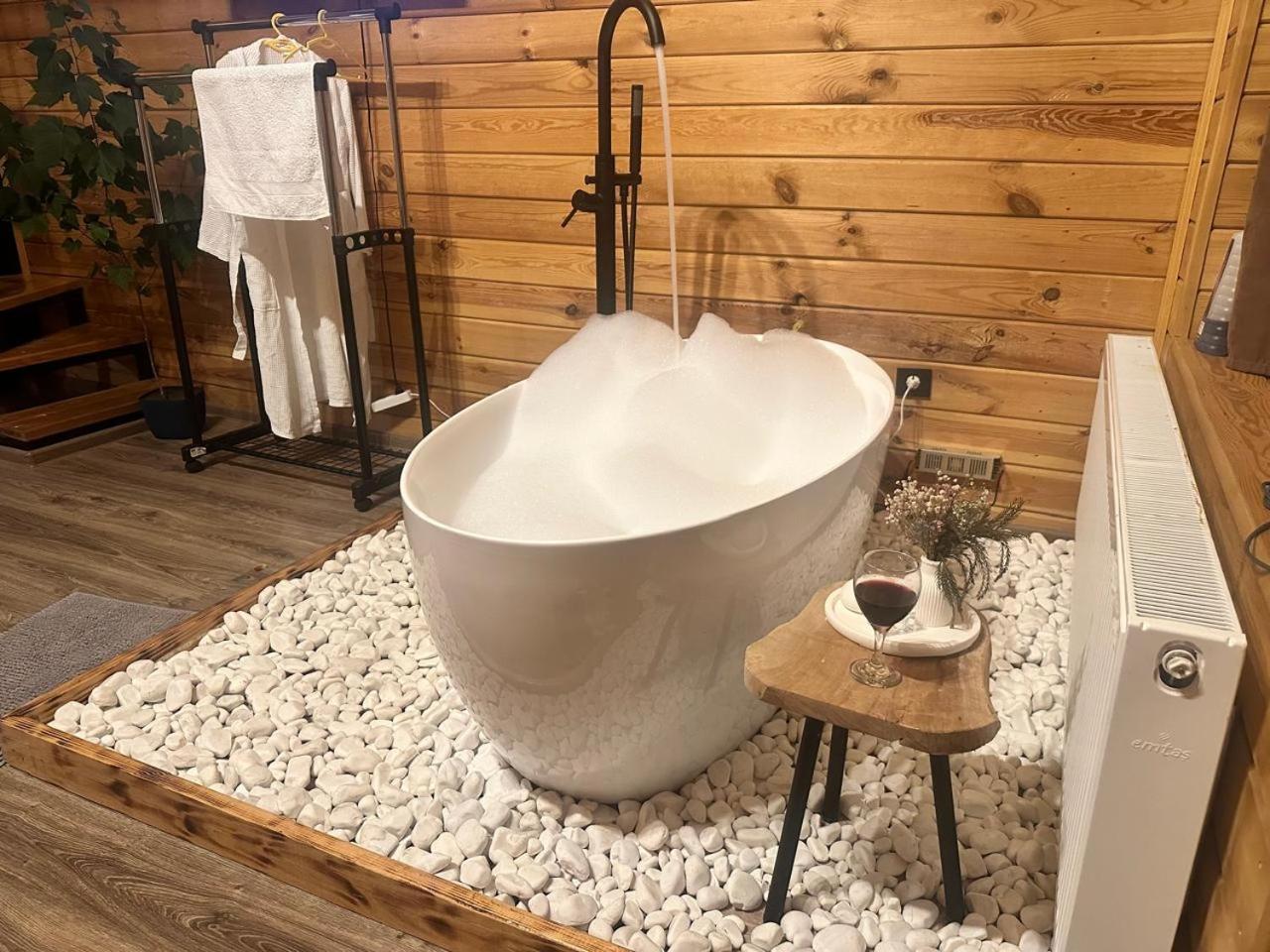 Kera Cottages Kazbegi Екстериор снимка